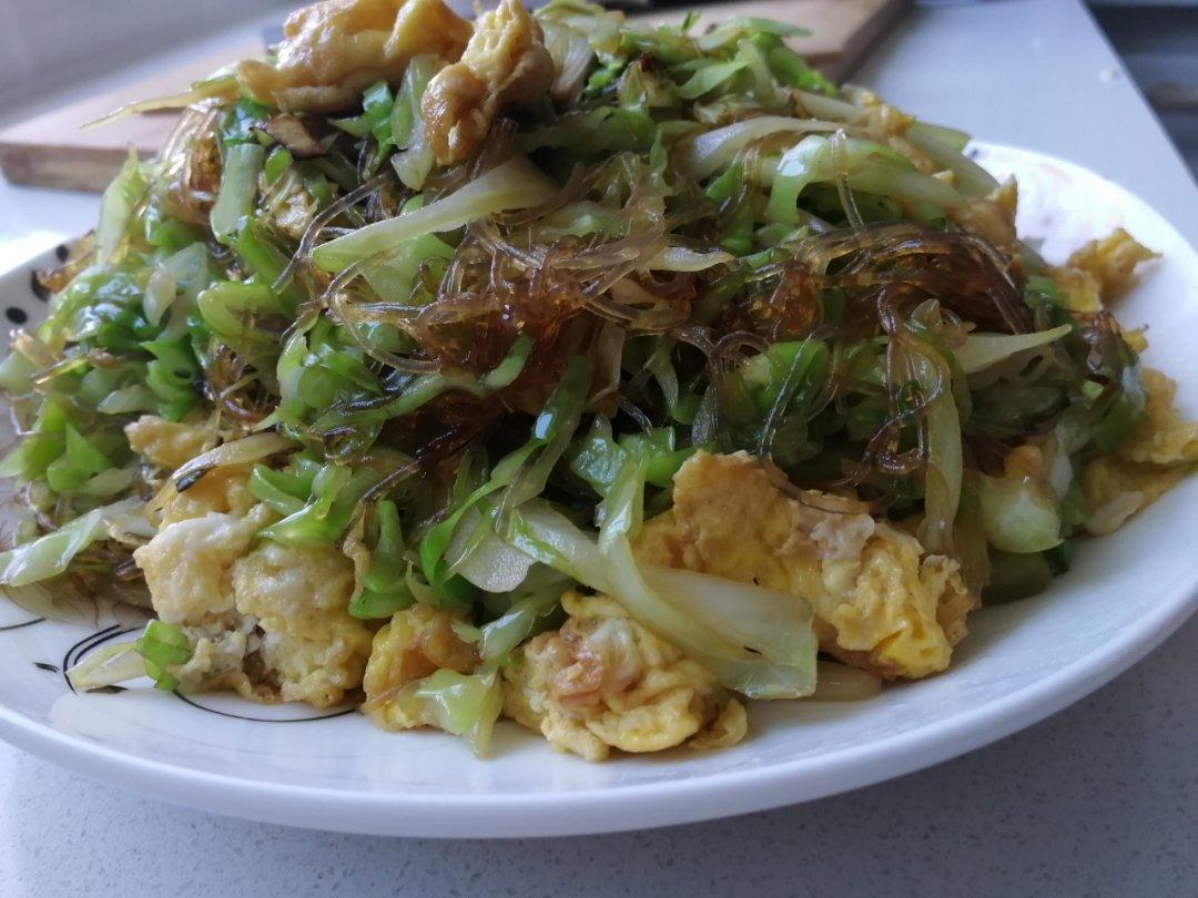 莲花白粉丝炒鸡蛋