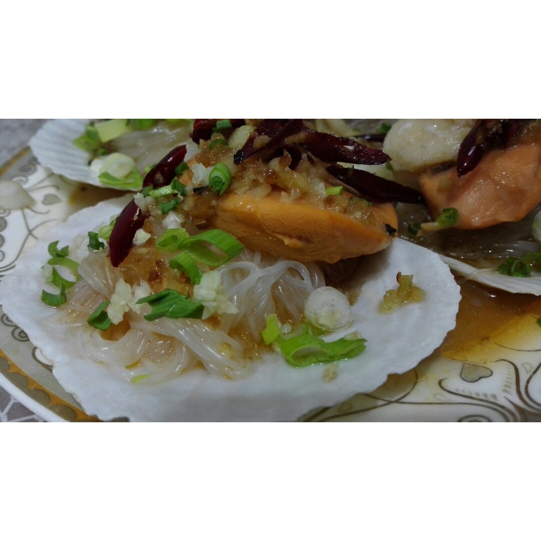 蒜香烤扇贝