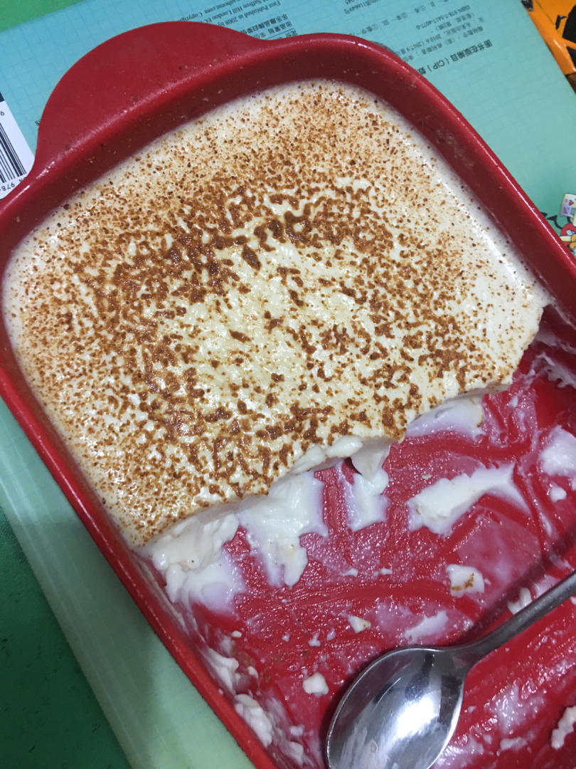 用豆浆就可以做的豆乳布丁，豆香浓郁，入口即化