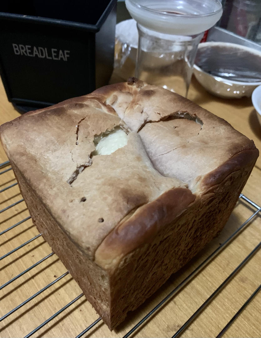 大量消耗草莓——直接法香甜草莓奶酥吐司