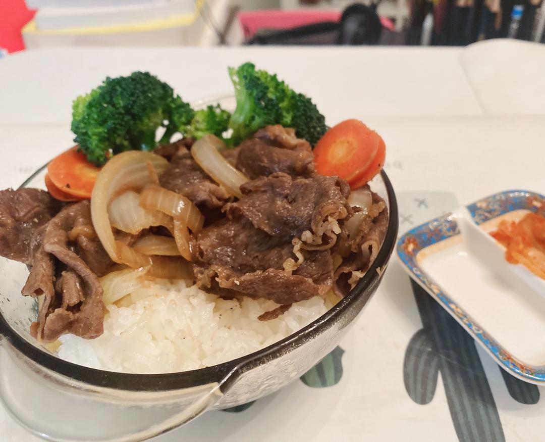 肥牛饭