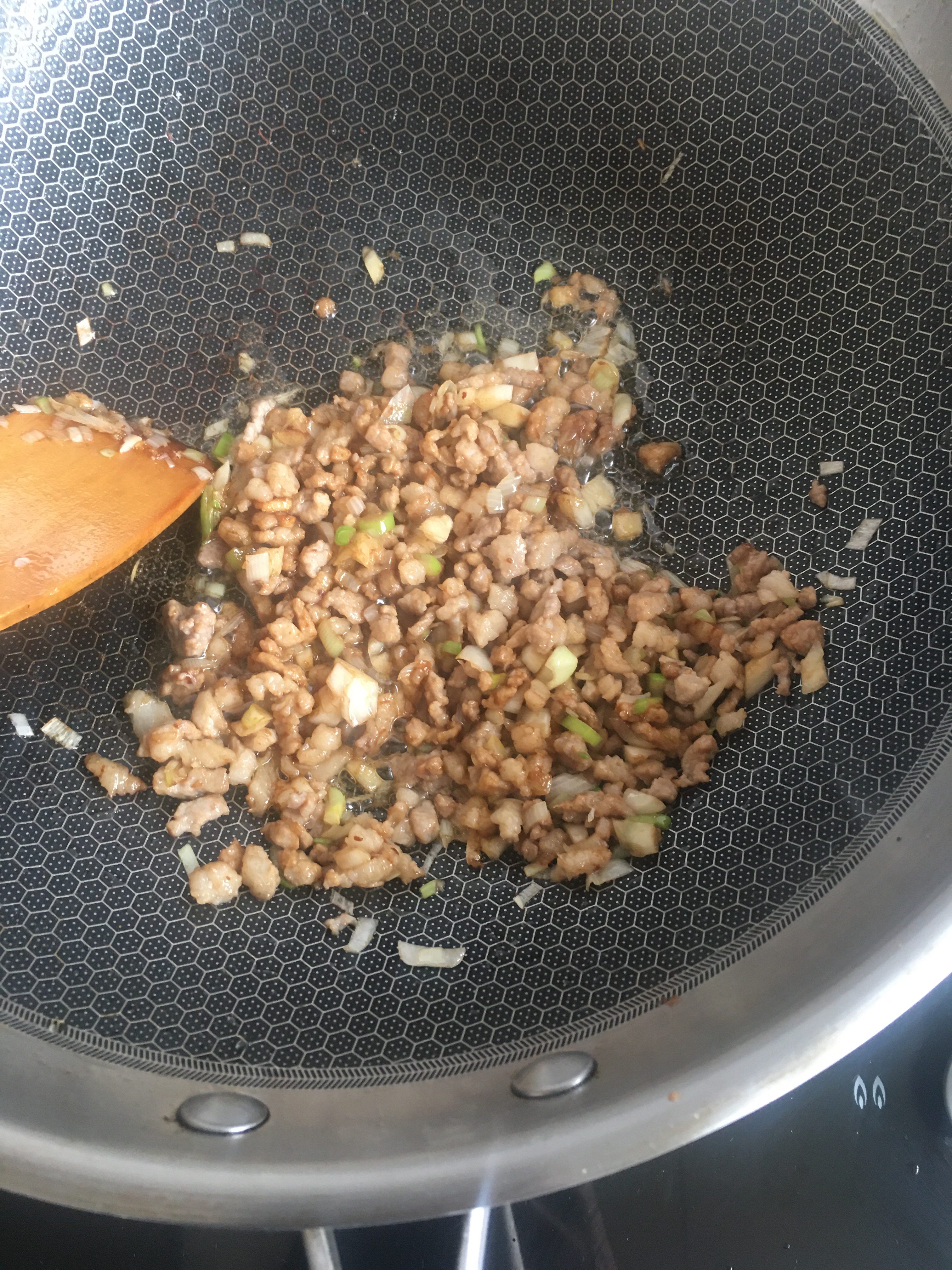 三鲜砂锅煲的做法 步骤7