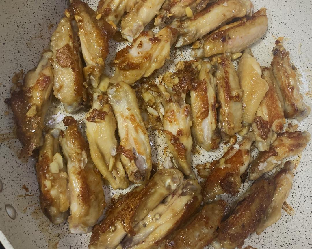 蒜香鸡翅