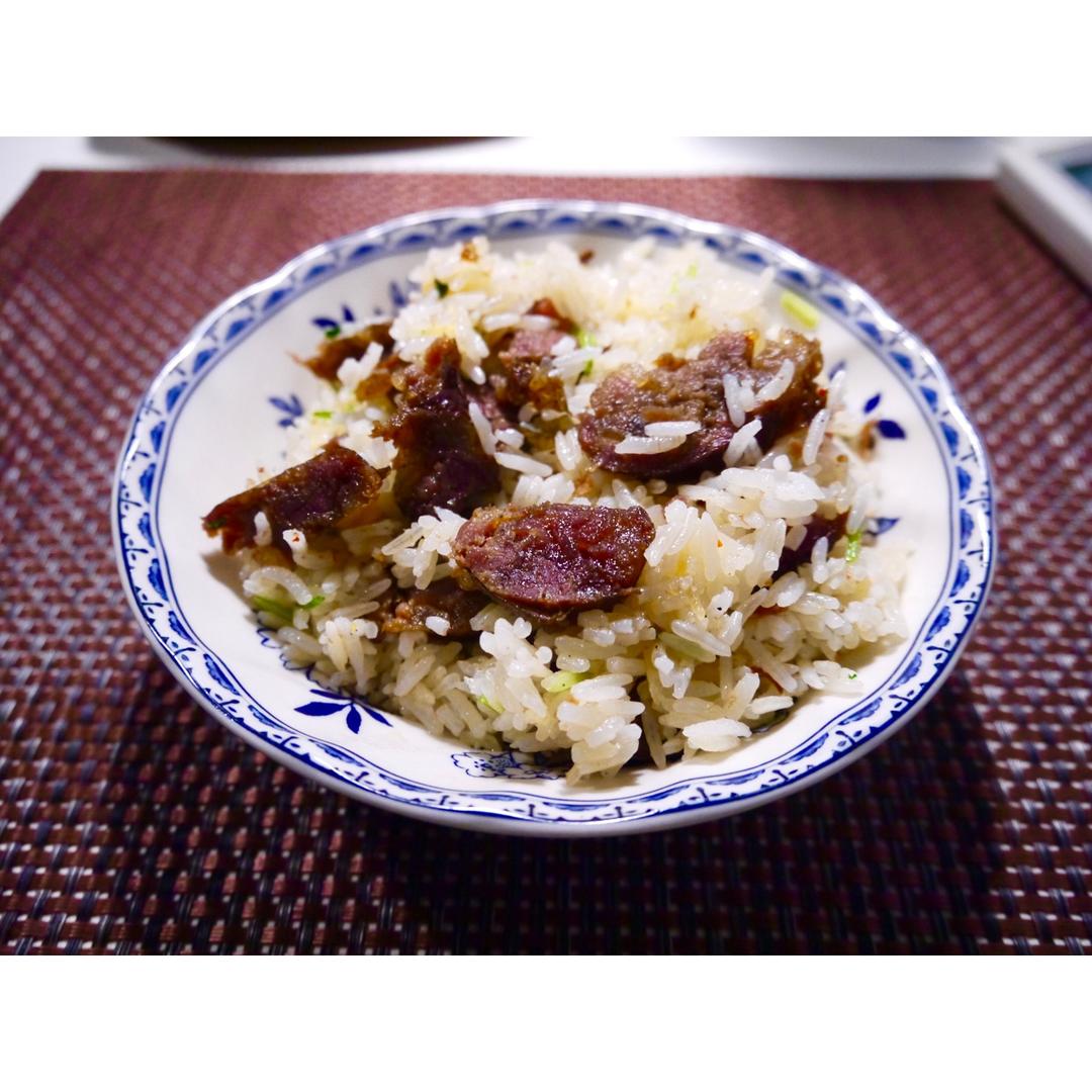 腊味煲仔饭（电饭煲版）