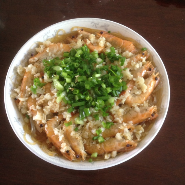蒜蓉粉丝蒸大虾