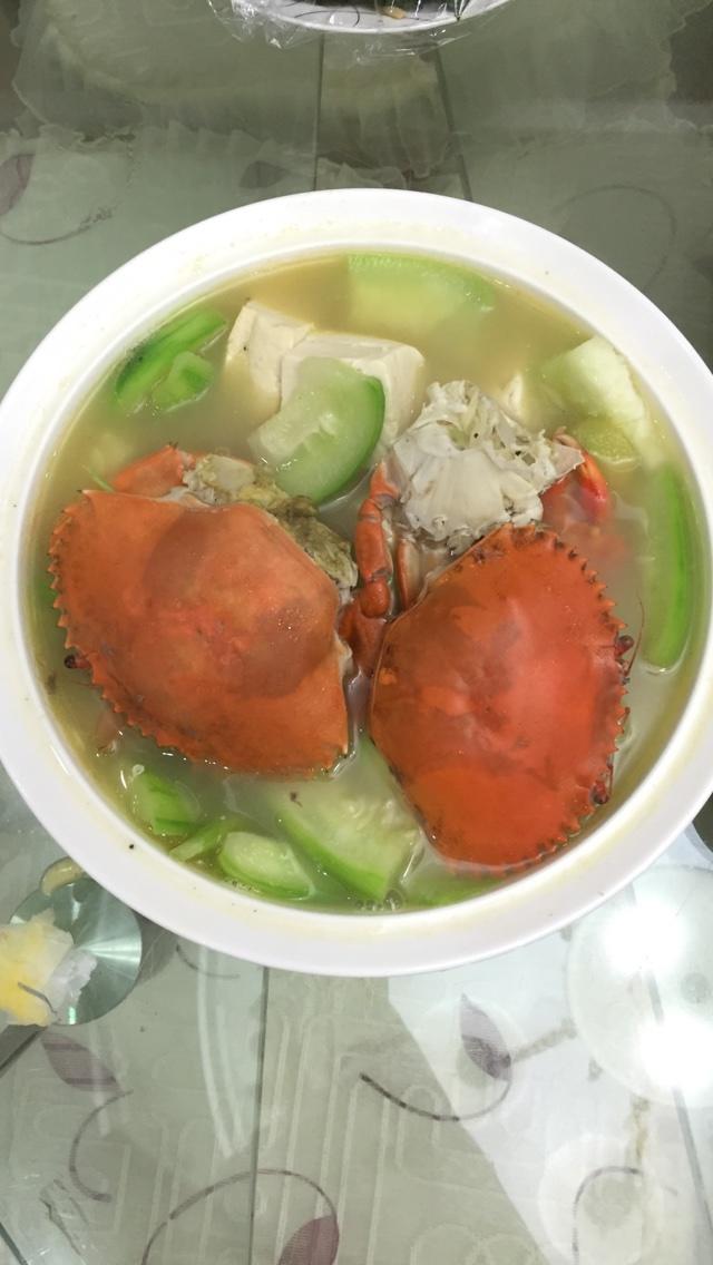 吴妈妈螃蟹丝瓜豆腐汤的做法