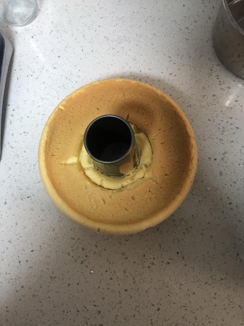 黄油牛奶戚风蛋糕