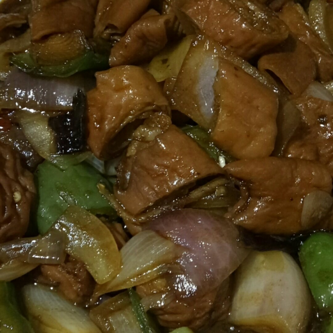 好吃到爆火爆肥肠