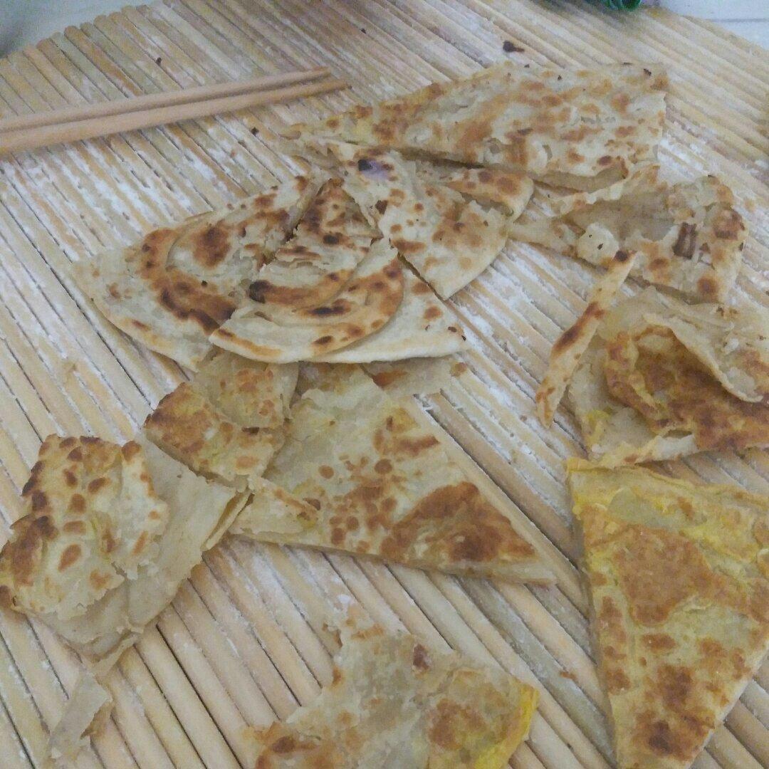 鸡蛋葱油饼                  （更新饼坯保存方法）