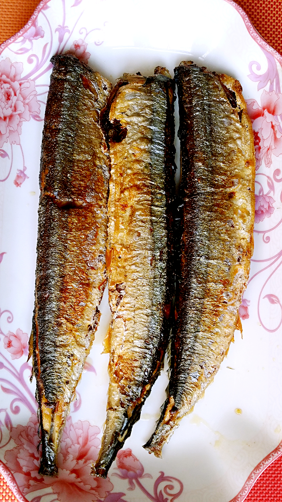 徐小盒爱生活做的香煎椒盐多春鱼