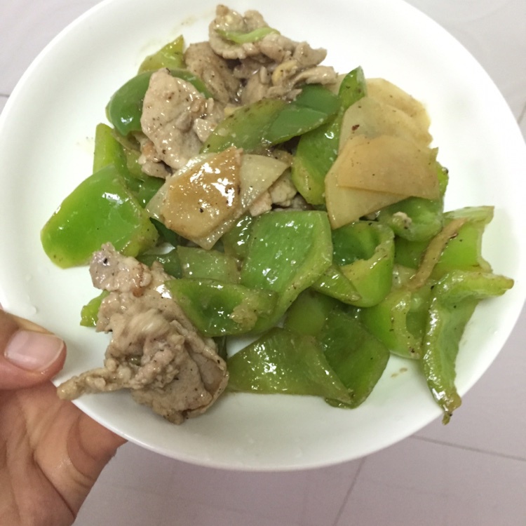 土豆青椒炒肉片