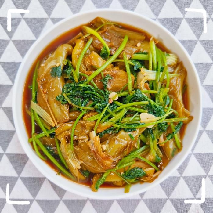 油焖辣椒 or 虎皮尖椒