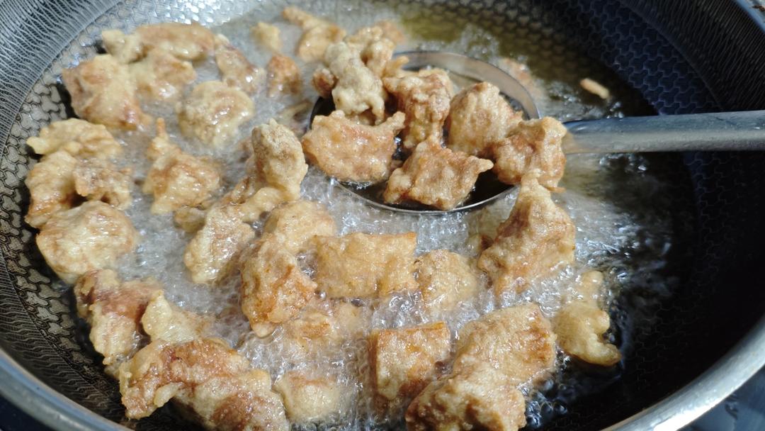 溜肉段，熘肉段（晶莹透亮外脆里嫩）