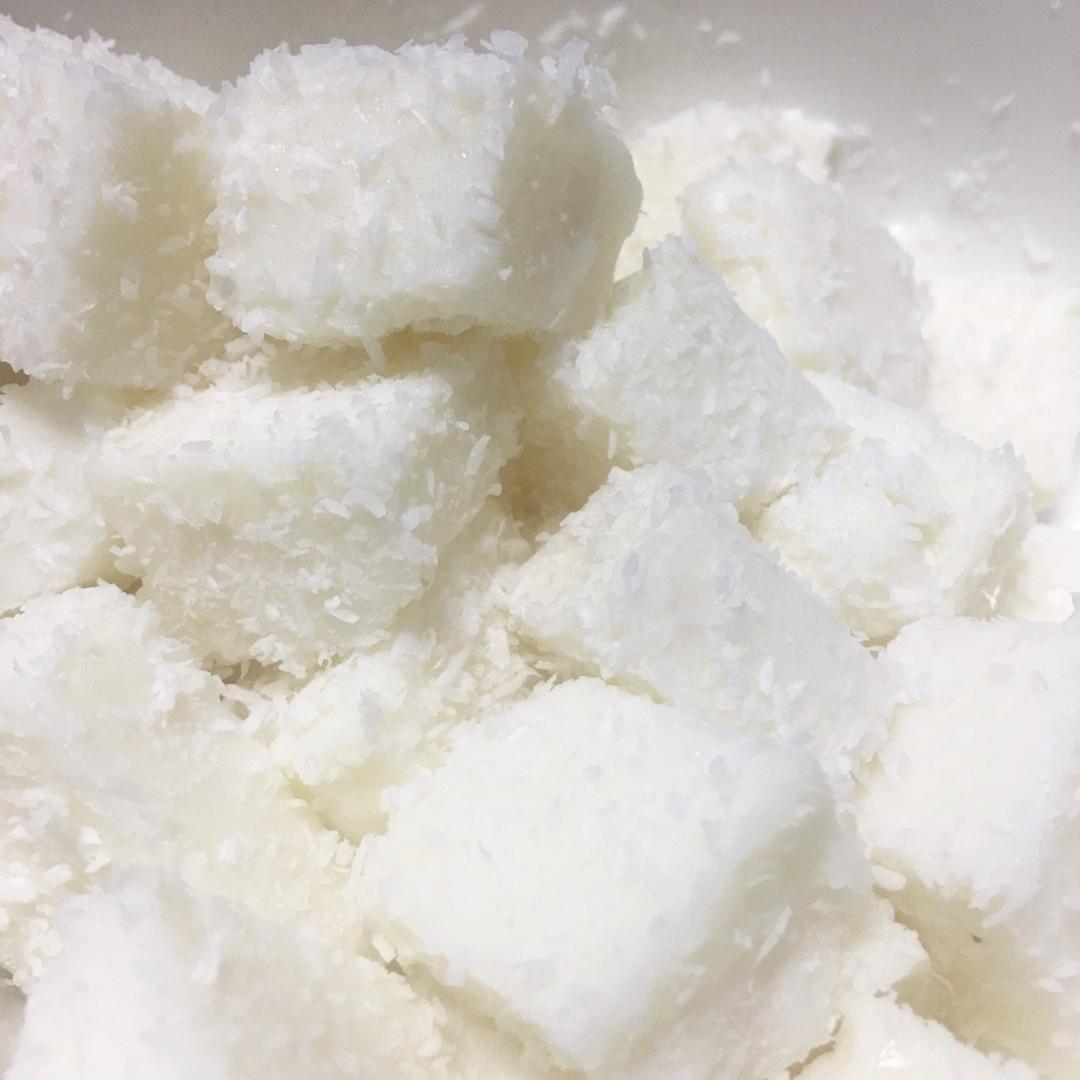 太棒啦！1个方子，做出2道口味一流的甜品！——椰奶小方&炸鲜奶