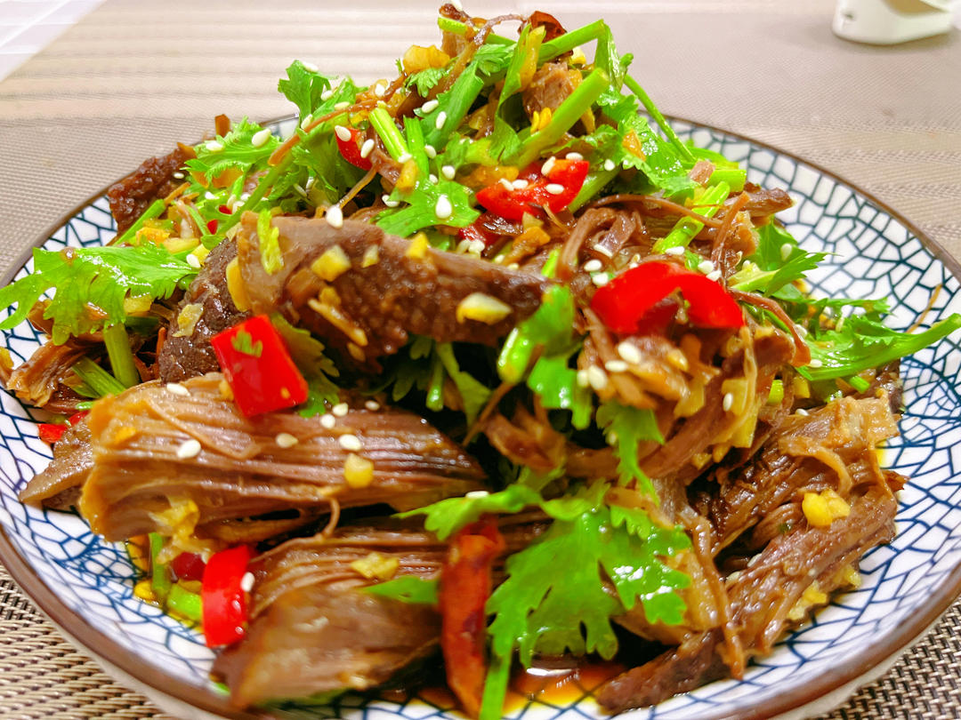凉拌牛肉