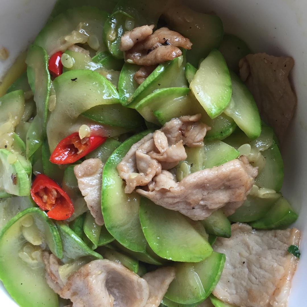 西葫芦炒肉片