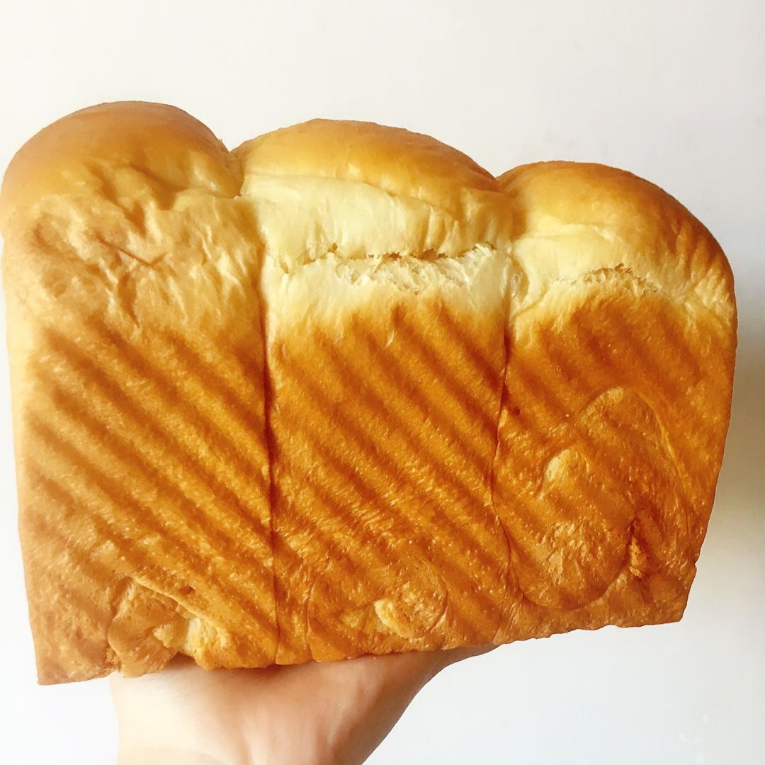 夺命软吐司(๑´ڡ`๑)超软拉丝极速方便的一次发酵吐司