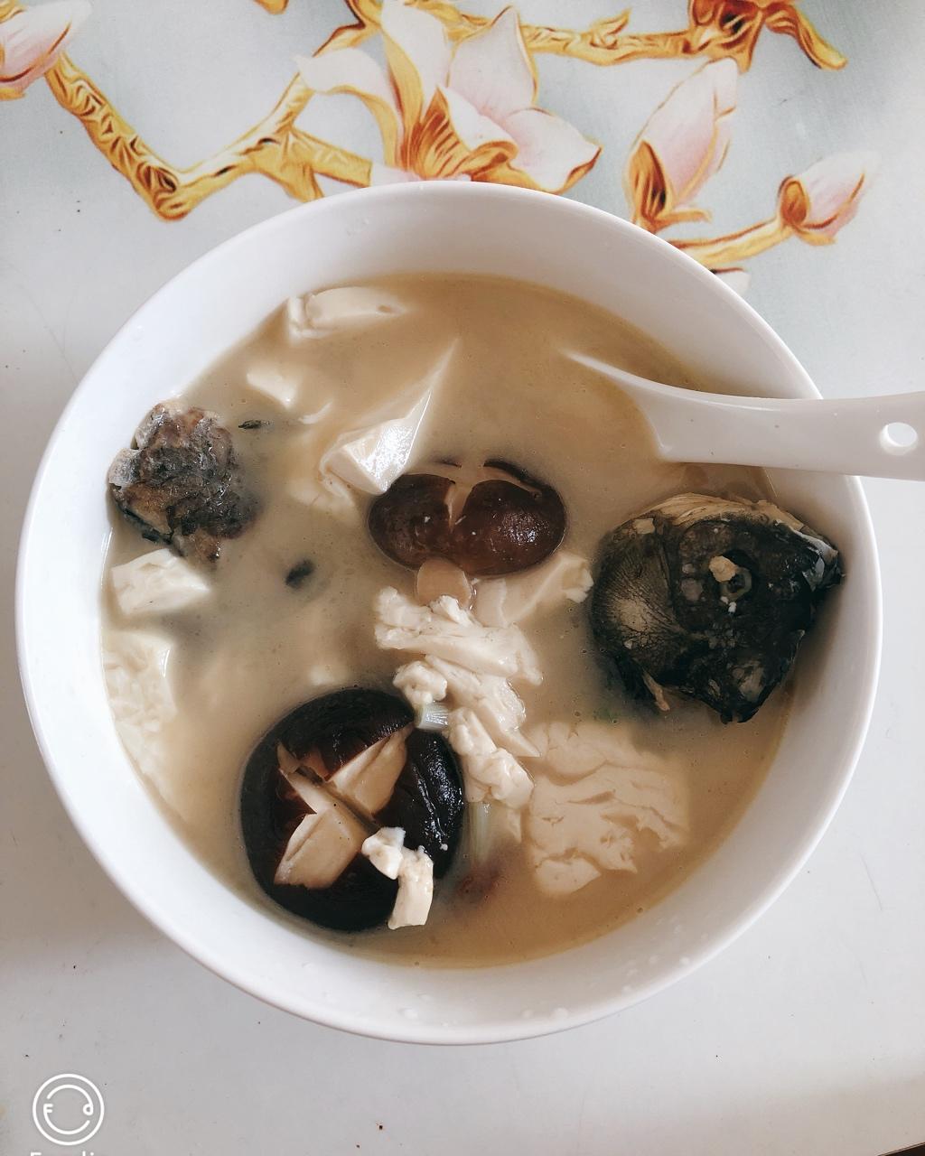 鲫鱼汤