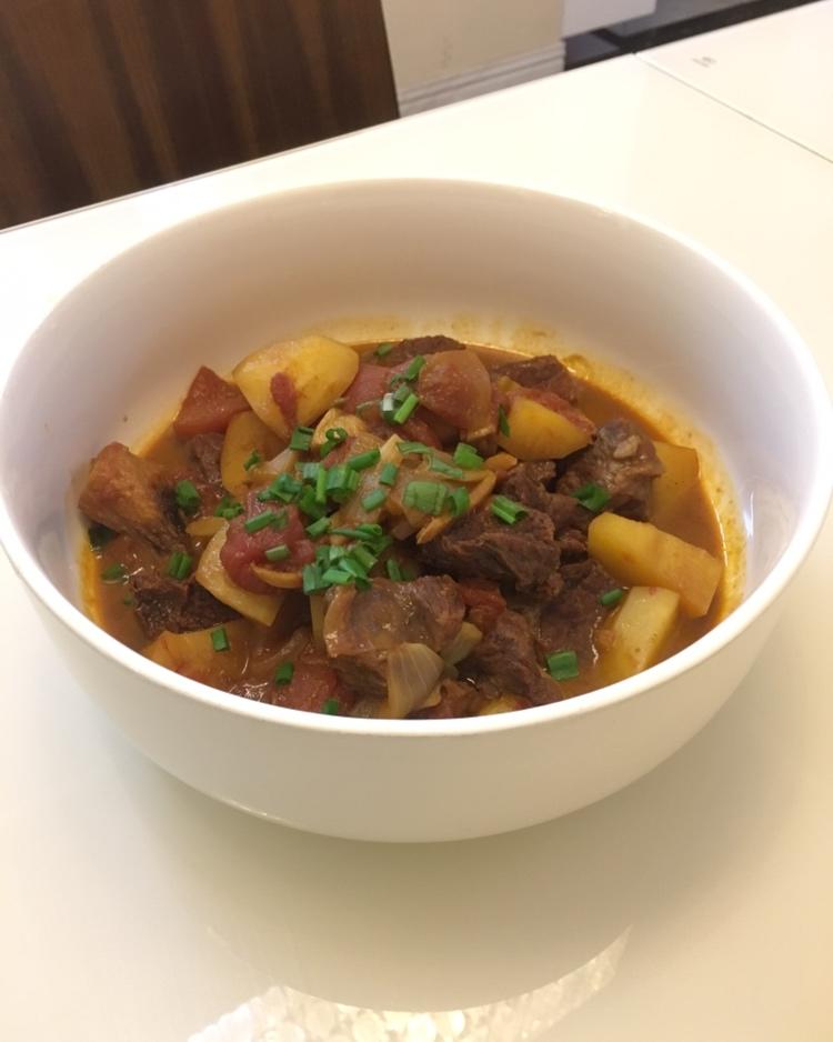 番茄土豆炖牛腩