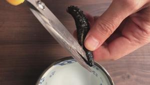 海参竹荪猴菇汤的做法 步骤2