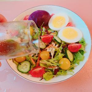 减脂餐/紫薯鸡蛋蔬菜沙拉的做法 步骤4