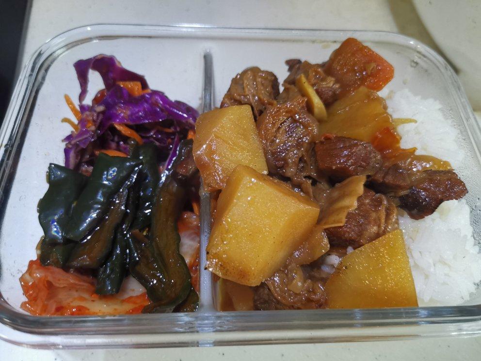 番茄土豆炖牛腩