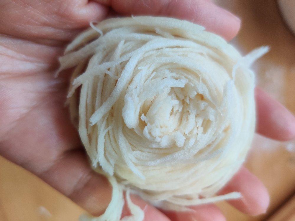 螺旋银丝卷