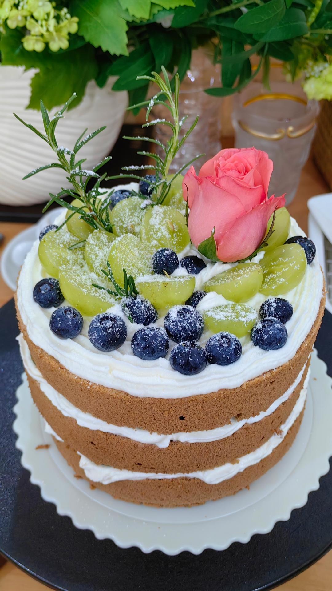鲜花水果裸蛋糕治愈你的心