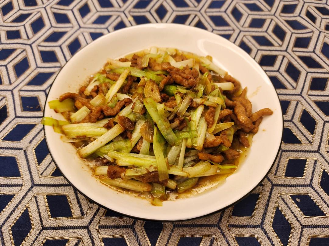 韭黄炒肉丝