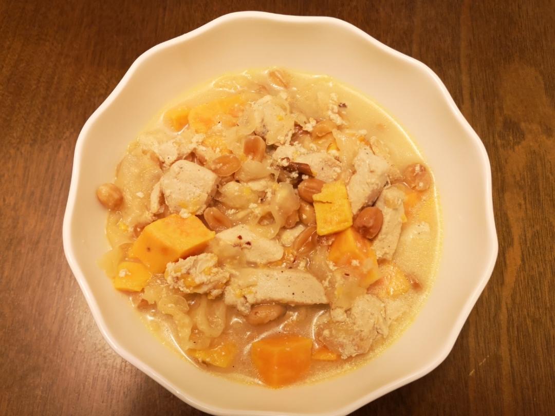 【健康三餐】红薯银耳鸡胸煮