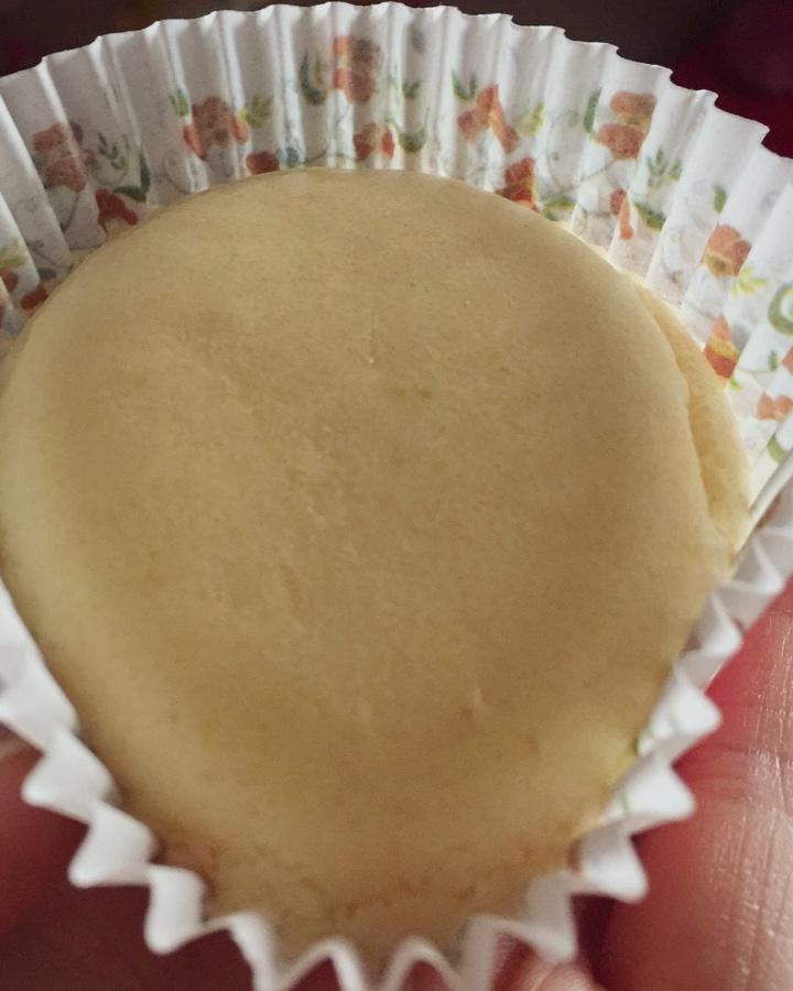 不塌，不裂，很润，很嫩的纸杯蛋糕