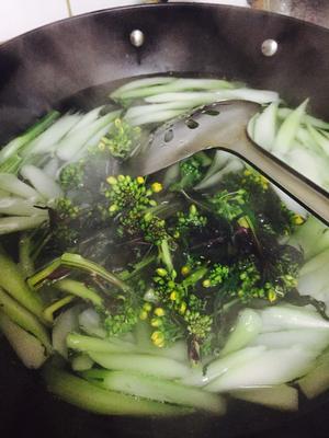 炒紫菜苔的做法 步骤8