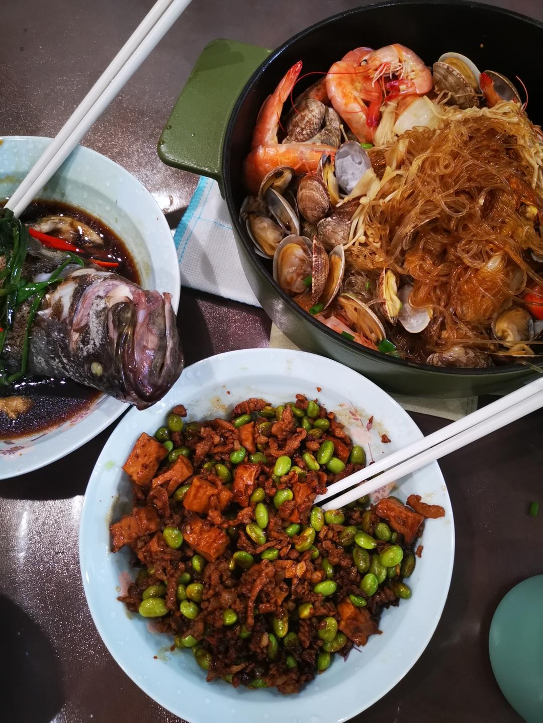💥鲜美多汁～海鲜蒜蓉粉丝煲！好吃到爆