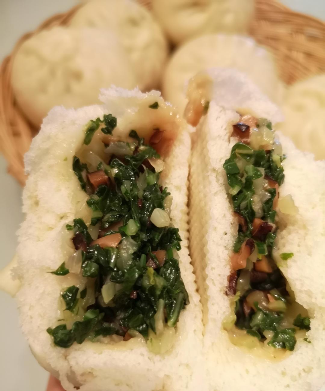 秒杀绿杨邨的香菇菜包