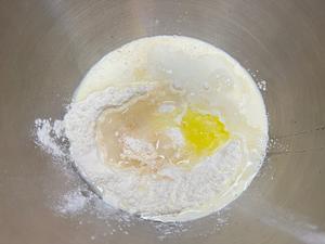 加州葡萄干‼️奶香小方面包‼️快手小面包的做法 步骤1
