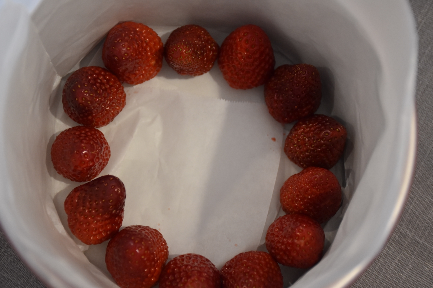 冬日氛围蛋糕🍓草莓爆浆巴斯克的做法 步骤13