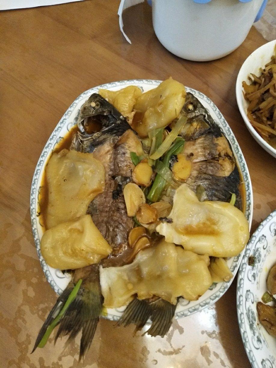 铁锅炖鱼-2019年夜饭【曼食慢语】