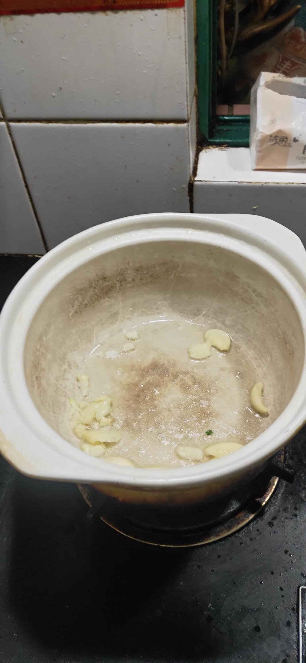 简单好吃的香芋煲的做法 步骤2