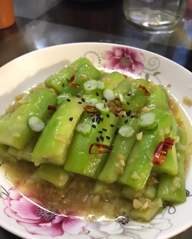蒜蓉丝瓜/蒜香丝瓜