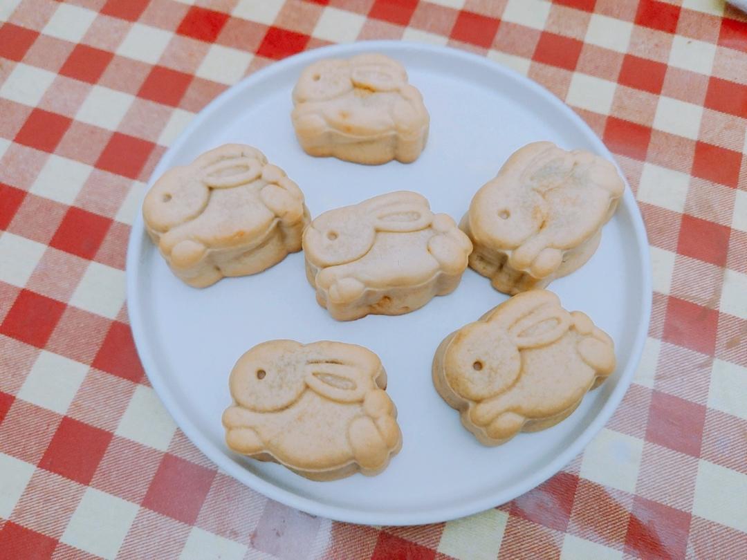 广式咸蛋黄肉松月饼/经典好吃咸口月饼