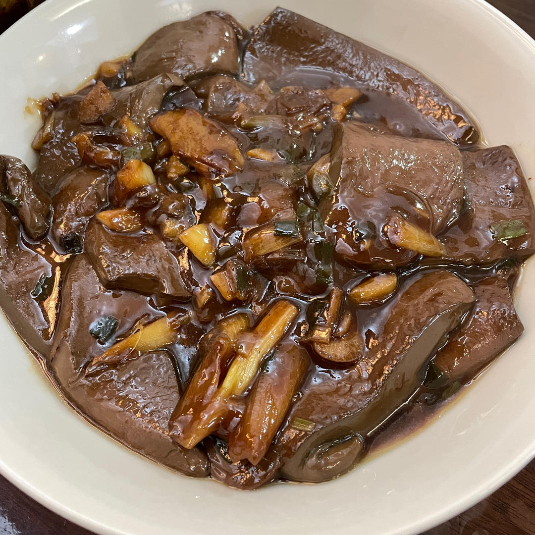 爆炒鸭血