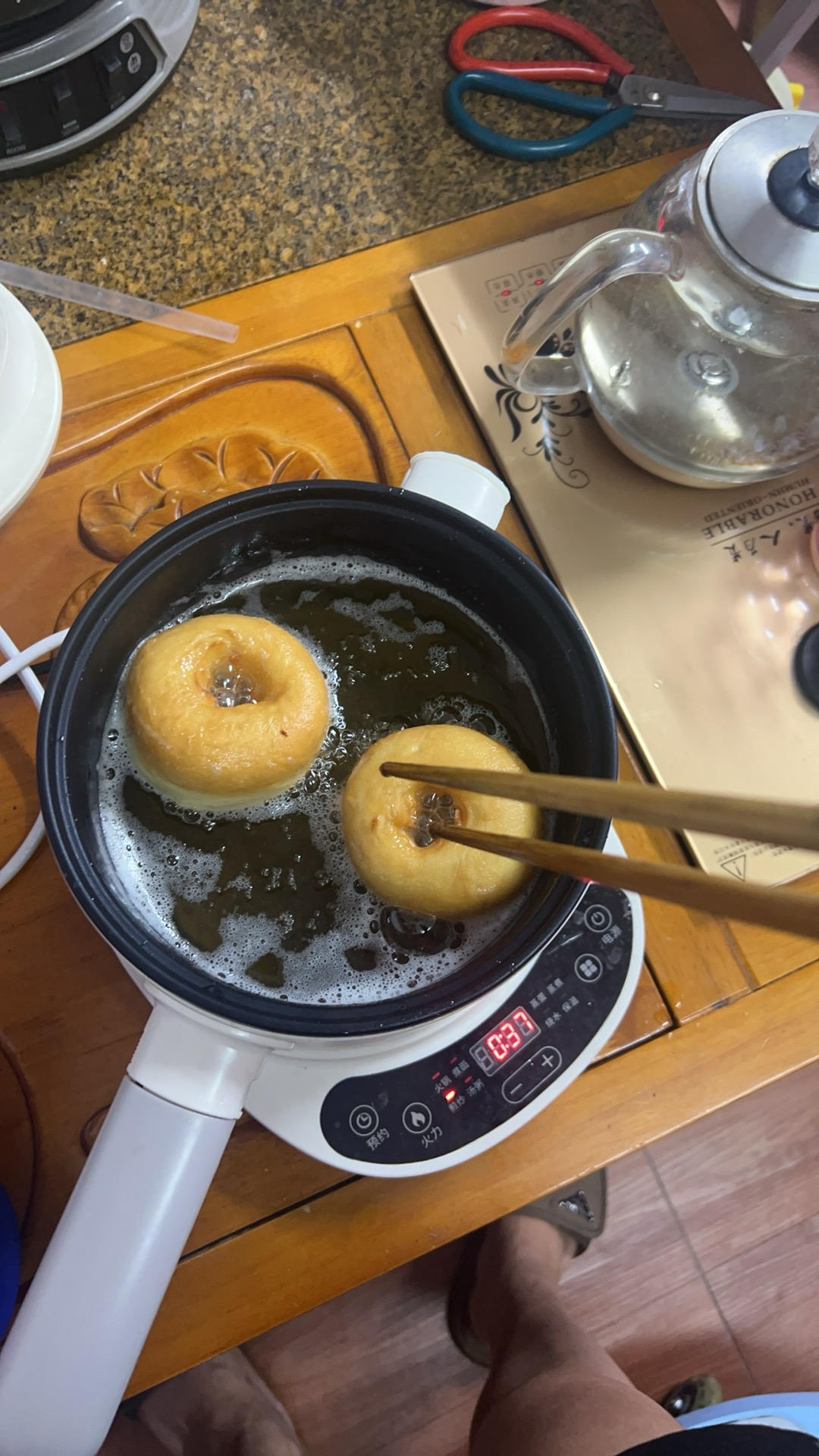 🍩超快手一小时低糖无需烤箱的甜甜圈（详细视频）