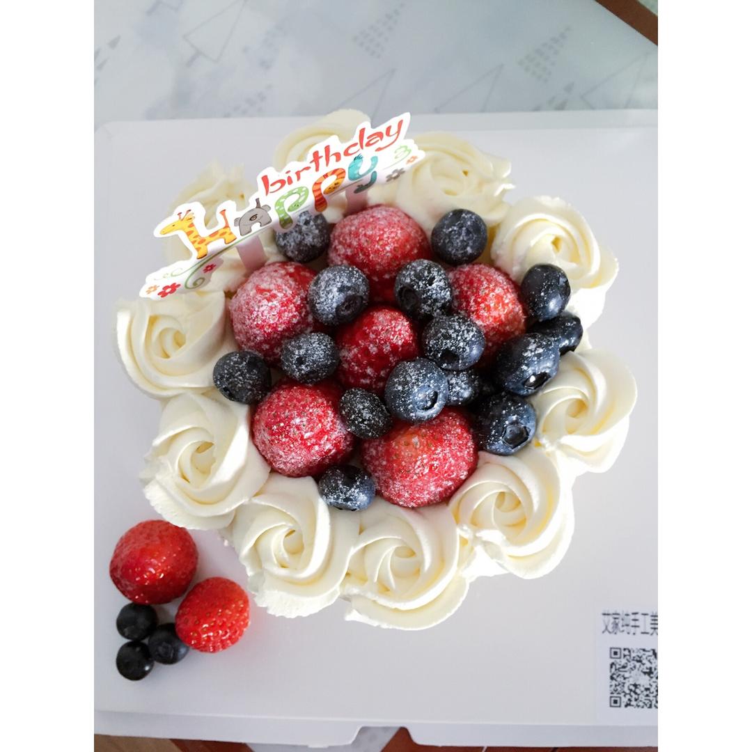 淡奶油裱花蛋糕