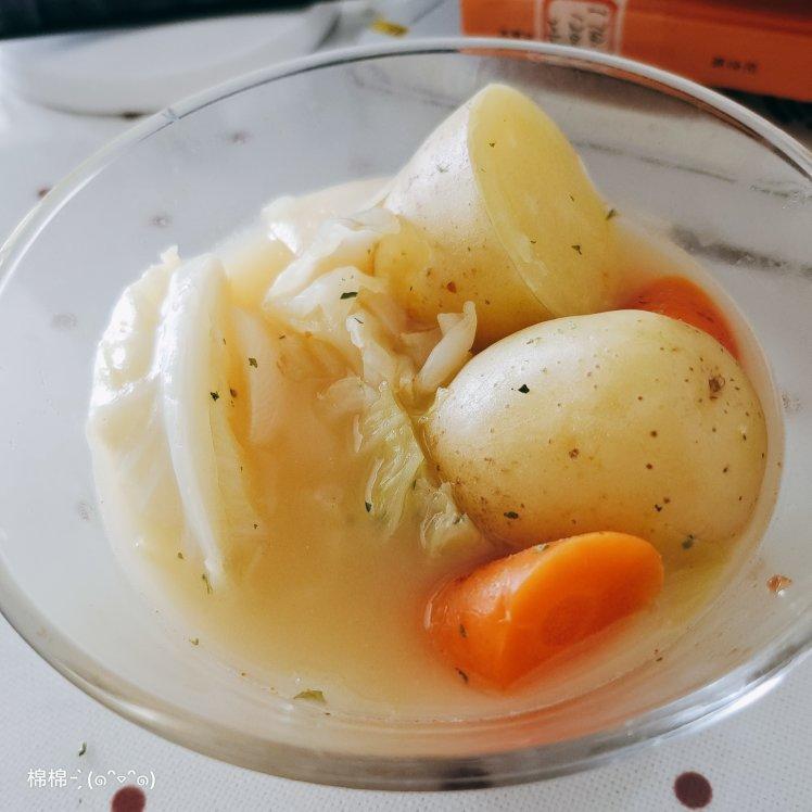 「问题餐厅」鲜甜蔬菜汤・ポトフ