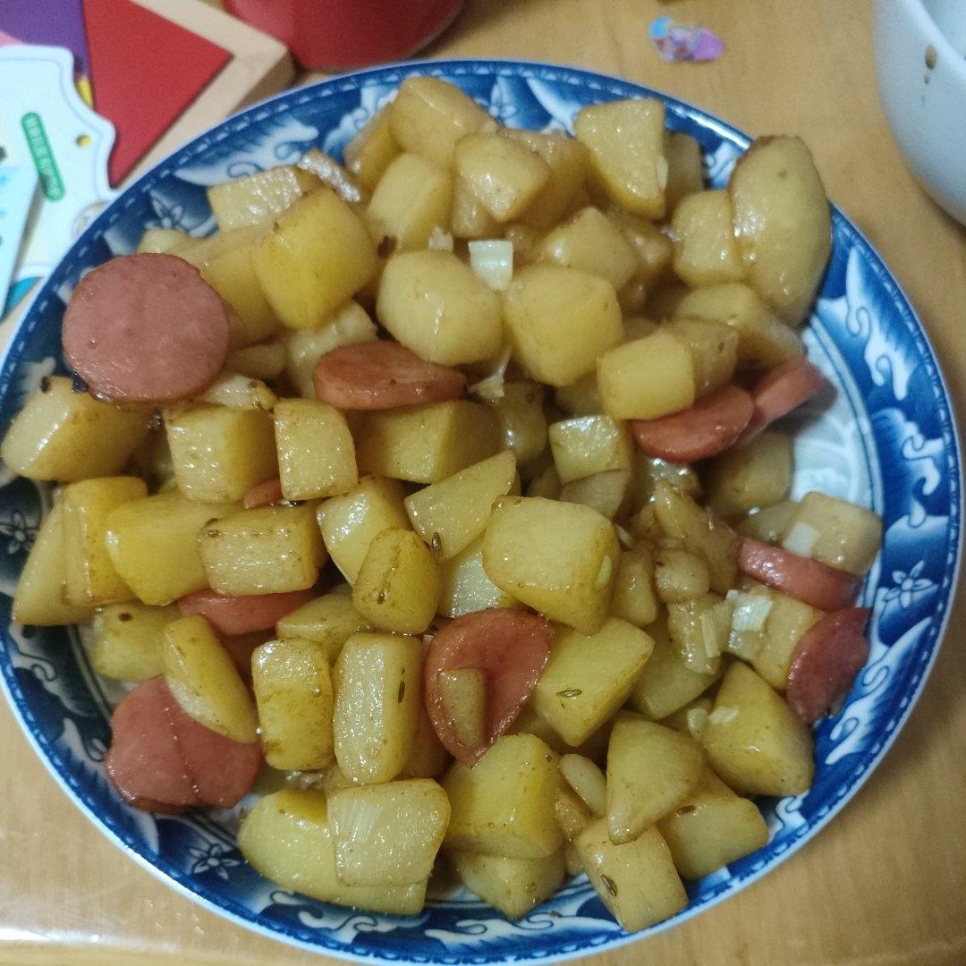 烧烤风味的土豆小香肠
