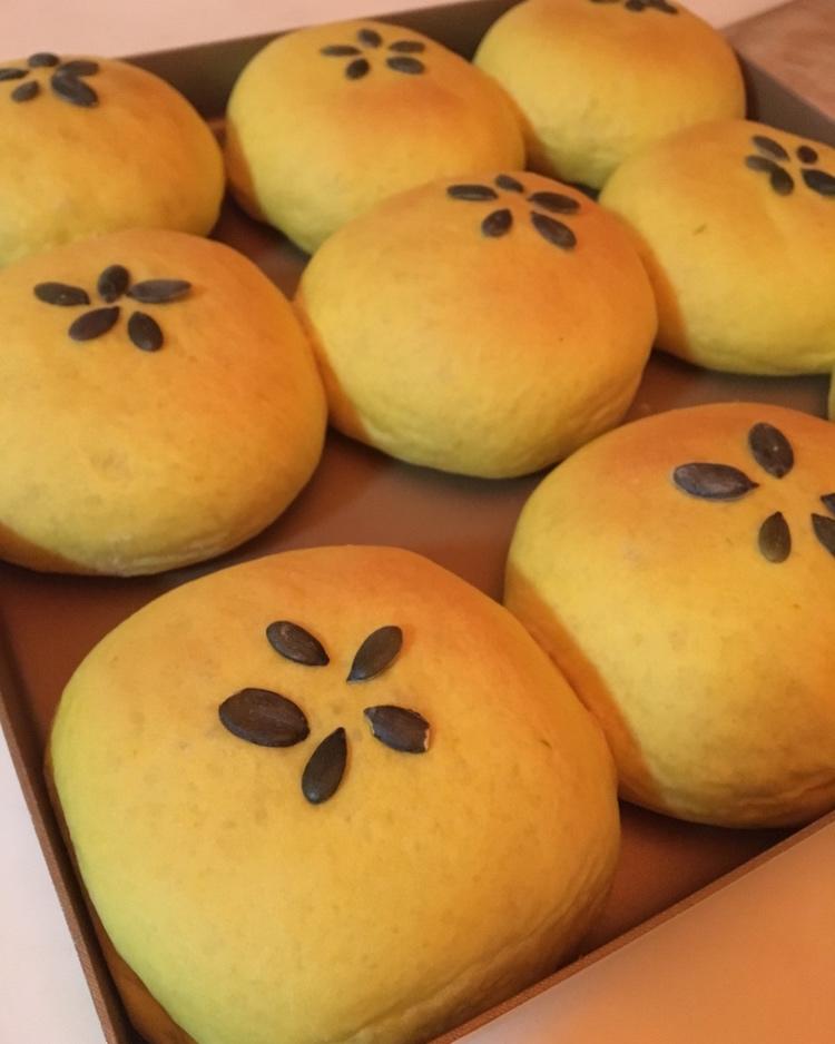 南瓜红豆包