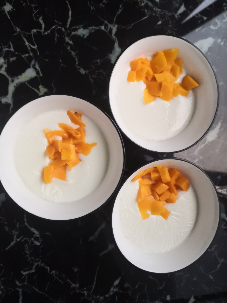 芒果双皮奶（桃酥剩下的蛋清）的做法 步骤5