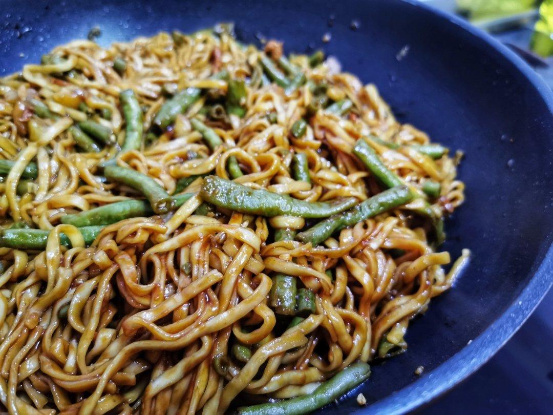 豆角焖面