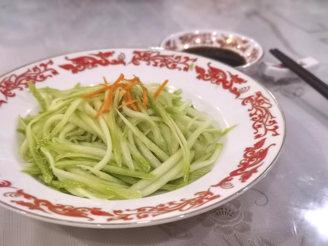 一定要试试的清新爽口凉拌西葫芦