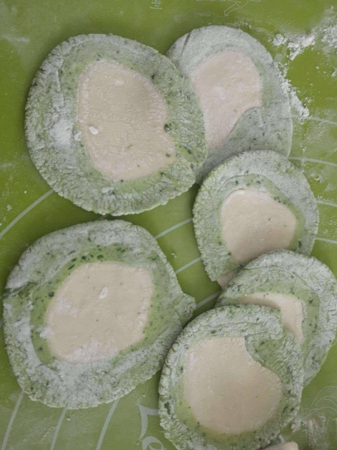 翡翠白玉白菜饺子详细版（附翡翠白玉白菜饺子包法，翡翠白玉饺子皮两种制法，面包机和面，翡翠白玉烧卖，各种馅料搭配）